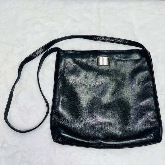 Perlina Black Soft Leather Shoulder Bag - Picture 1 of 12